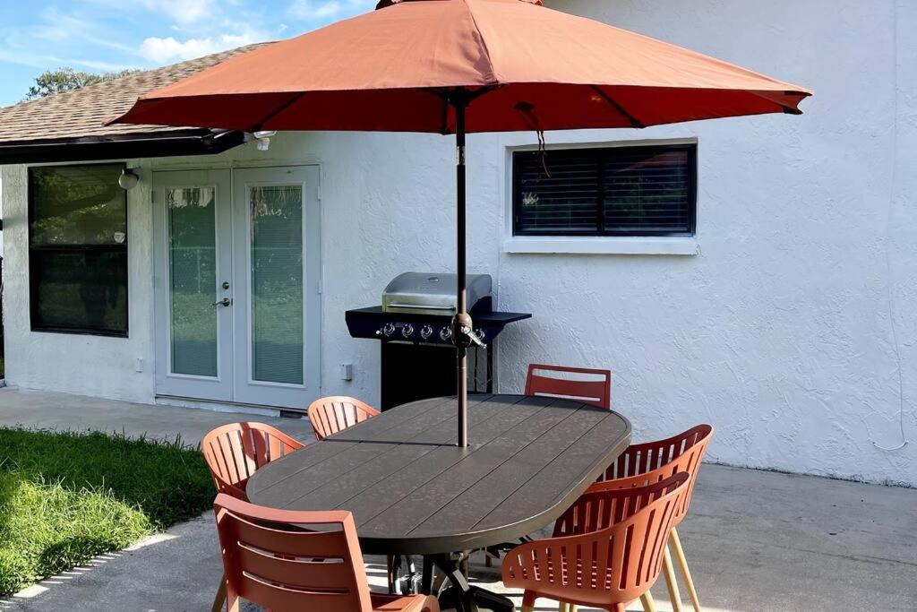 Delightful 3 Bdrm Home, Mins To Clearwater Beach المظهر الخارجي الصورة
